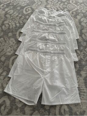 NWOT Hanes Men’s Boxers SzSM
